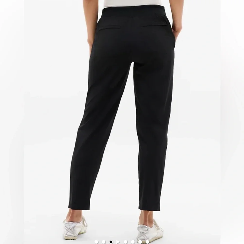 Athleta Brooklyn Mid Rise Ankle Black Pant Pull On Pants Size 10 - Picture 3 of 6